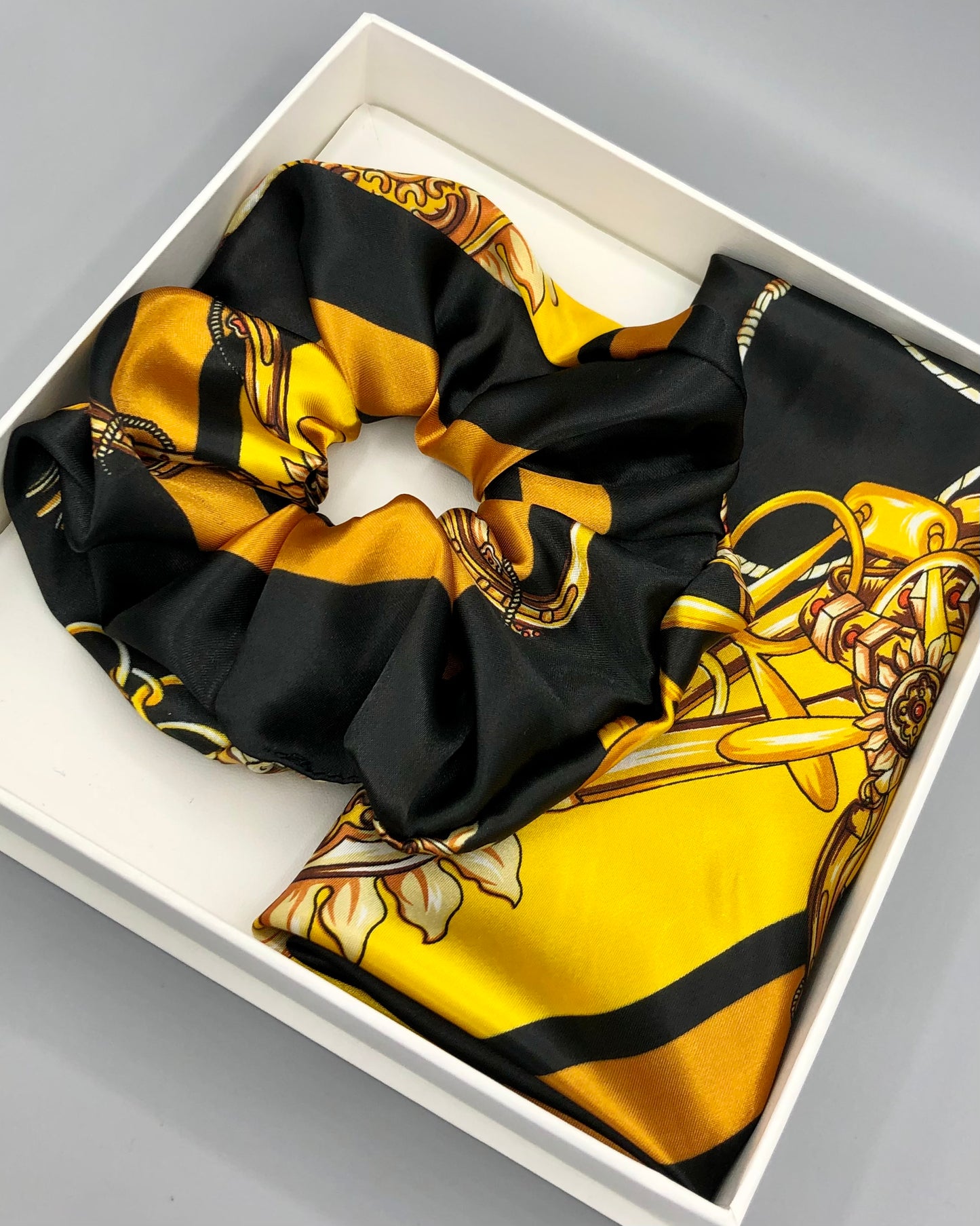 Onyx Poise Halter Top Set