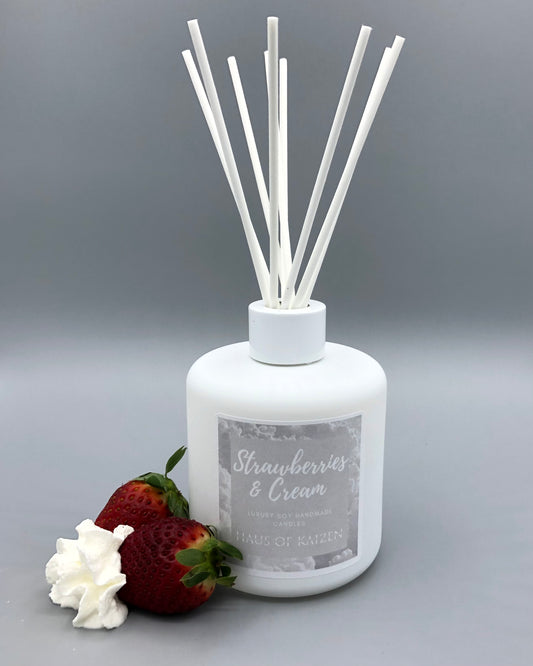 Strawberries and Cream Scented Fragrance Reed Diffuser